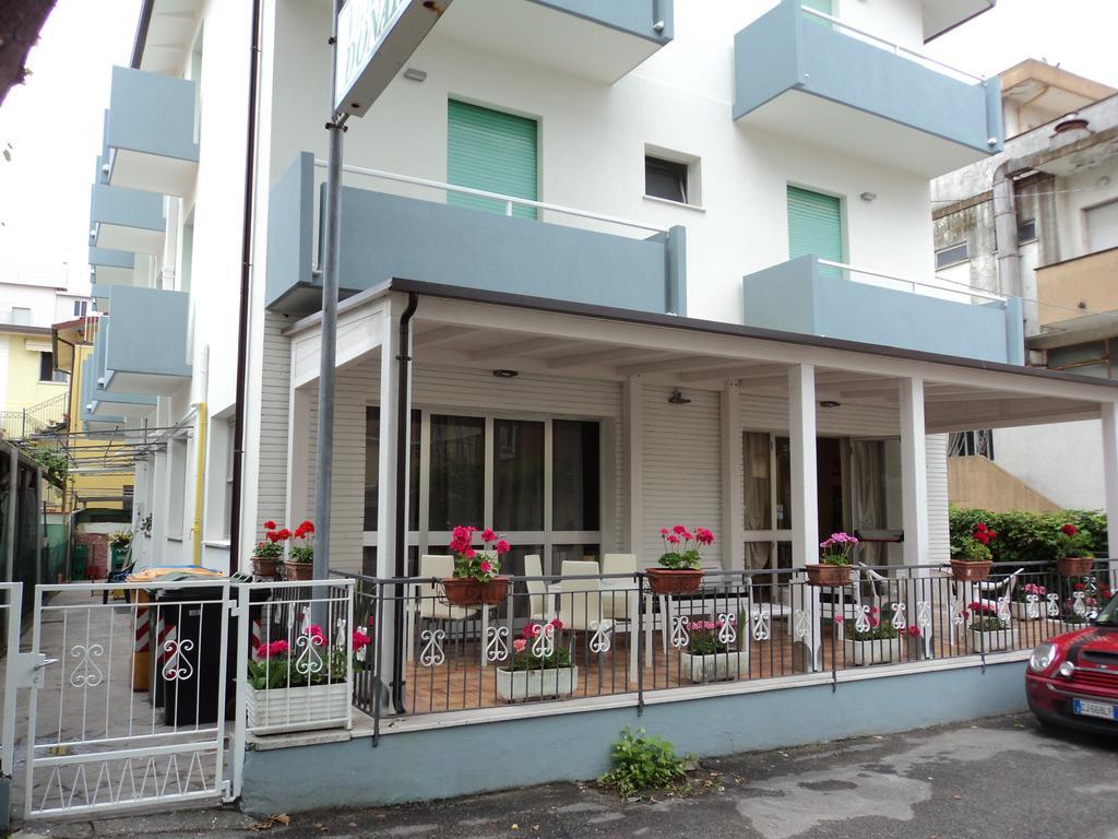 Hotel Villa Donati Viserbella di Rimini Exterior foto